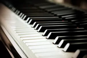 10+ Reasons to Learn the Piano